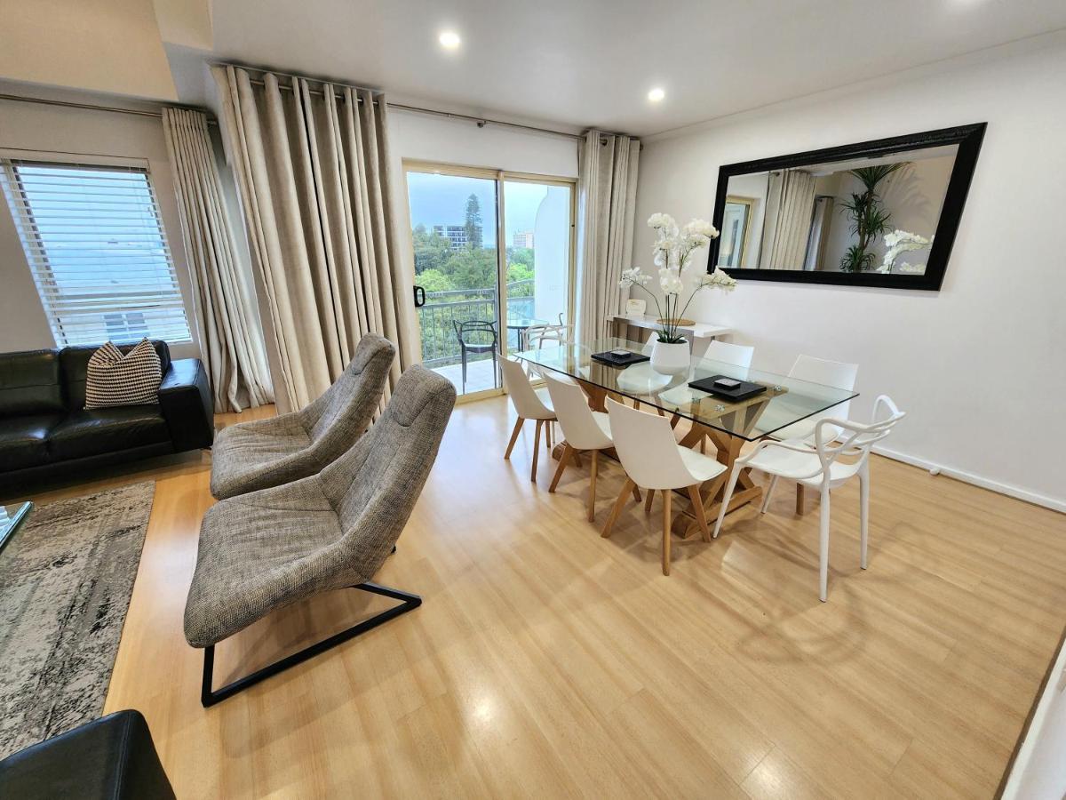 Spacious 4 Bedroom And 2 Bathrooms City Apartment 阿德莱德 外观 照片